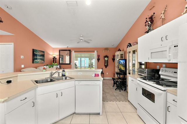 8 KARAT PATH, Palm Coast, FL 32164