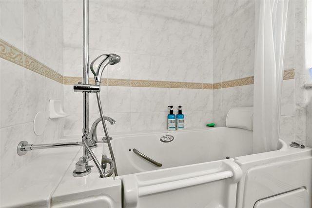 8 KARAT PATH, Palm Coast, FL 32164