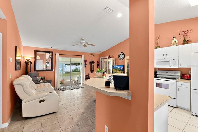 8 KARAT PATH, Palm Coast, FL 32164