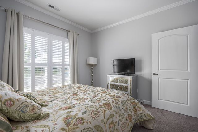 6046 Parkhaven Blvd, Hermitage, TN 37076