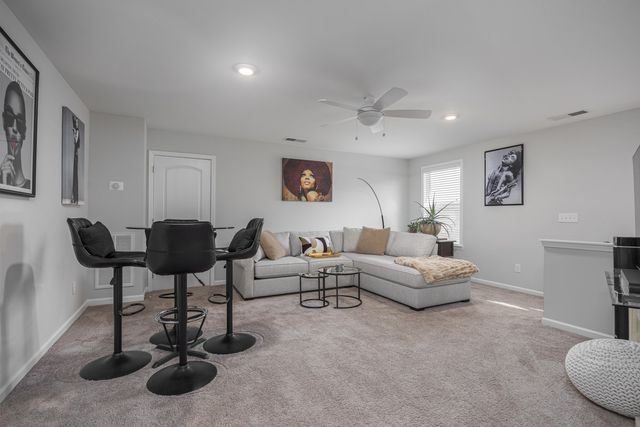 6046 Parkhaven Blvd, Hermitage, TN 37076