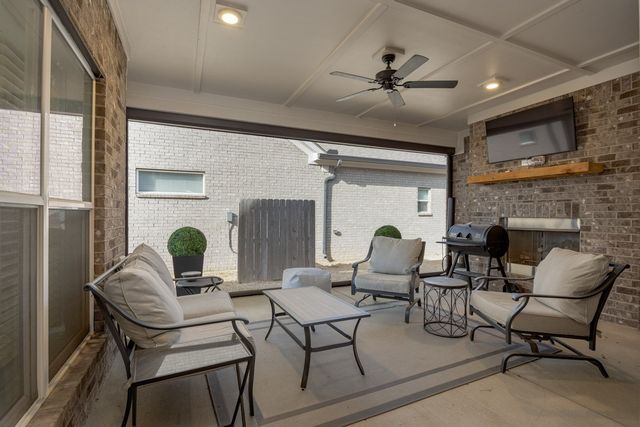 6046 Parkhaven Blvd, Hermitage, TN 37076