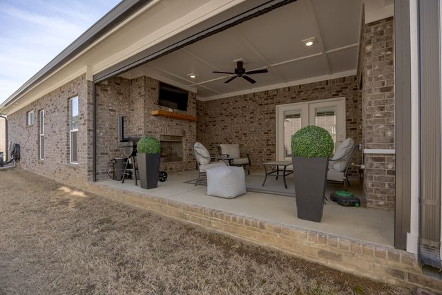 6046 Parkhaven Blvd, Hermitage, TN 37076