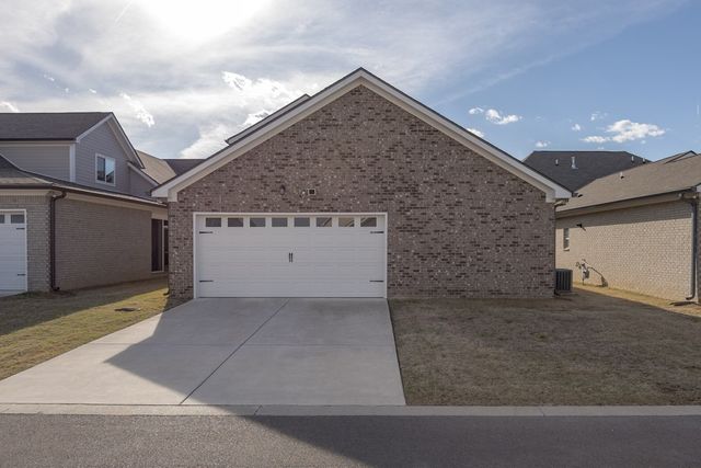 6046 Parkhaven Blvd, Hermitage, TN 37076