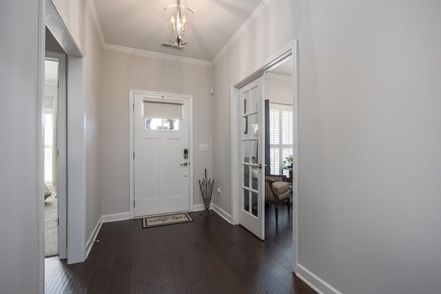 6046 Parkhaven Blvd, Hermitage, TN 37076