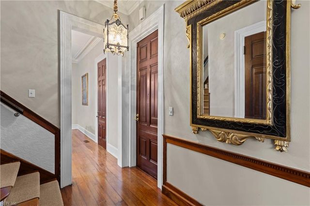 419 Duke St Apt 1, Norfolk, VA 23510