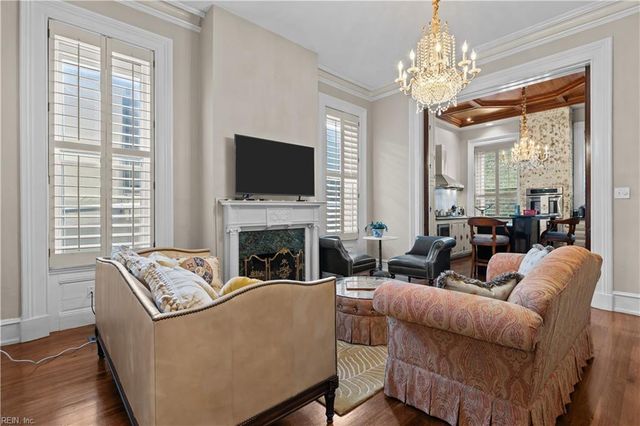419 Duke St Apt 1, Norfolk, VA 23510