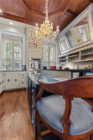 419 Duke St Apt 1, Norfolk, VA 23510