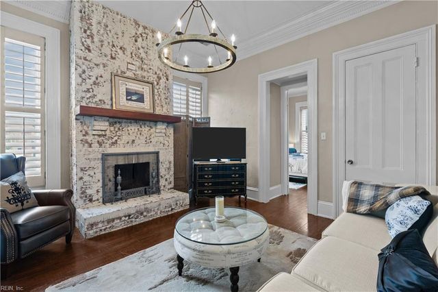 419 Duke St Apt 1, Norfolk, VA 23510