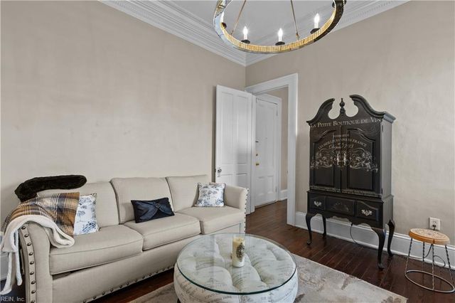 419 Duke St Apt 1, Norfolk, VA 23510