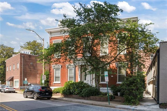 419 Duke St Apt 1, Norfolk, VA 23510