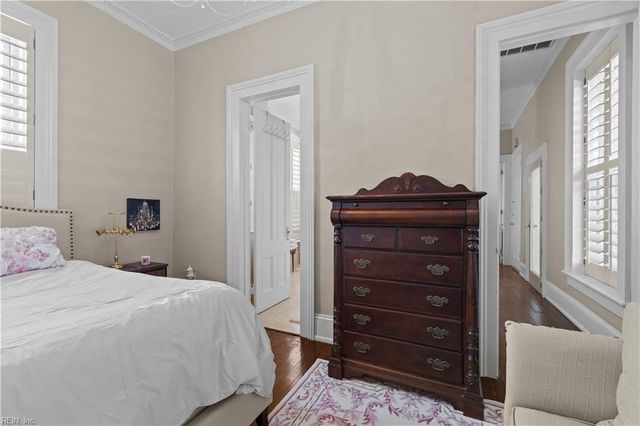 419 Duke St Apt 1, Norfolk, VA 23510