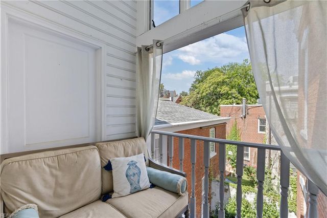 419 Duke St Apt 1, Norfolk, VA 23510