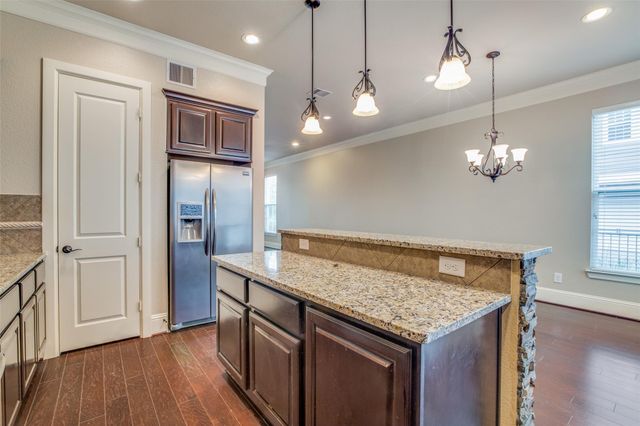 46 Rafters Row, The Woodlands, TX 77380