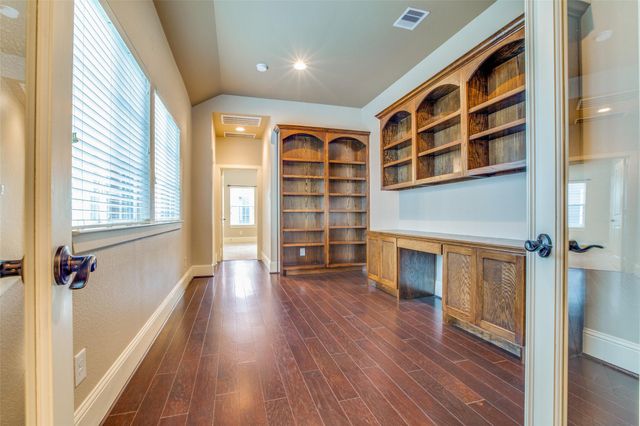 46 Rafters Row, The Woodlands, TX 77380