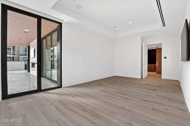 6587 N PALMERAIE Boulevard 1008, Paradise Valley, AZ 85253