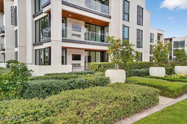 6587 N PALMERAIE Boulevard 1008, Paradise Valley, AZ 85253