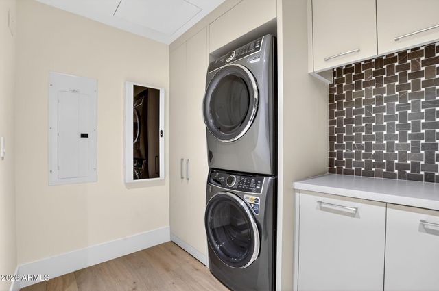 6587 N PALMERAIE Boulevard 1008, Paradise Valley, AZ 85253