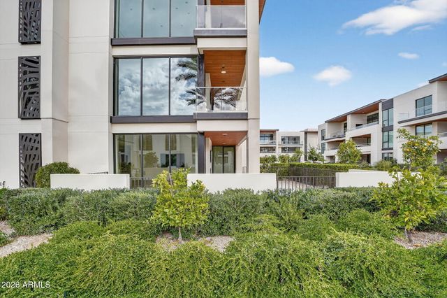 6587 N PALMERAIE Boulevard 1008, Paradise Valley, AZ 85253