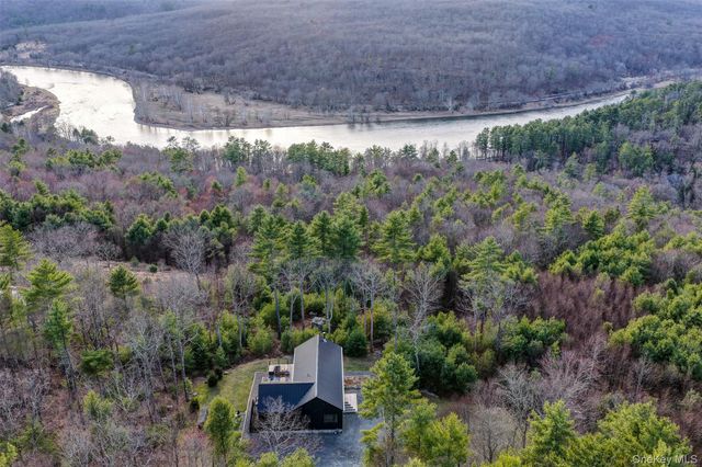 72 Eagle View Road, Narrowsburg, NY 12764