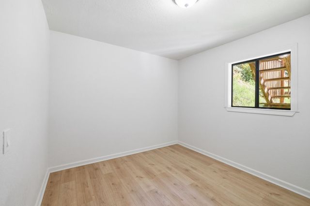 2950 Bear Canyon Road, Los Gatos, CA 95033