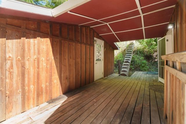 2950 Bear Canyon Road, Los Gatos, CA 95033