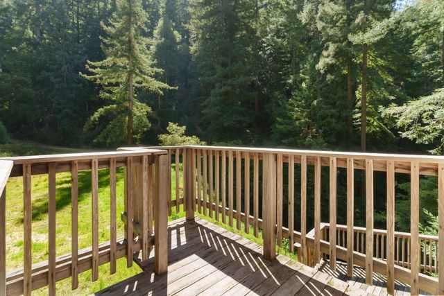 2950 Bear Canyon Road, Los Gatos, CA 95033