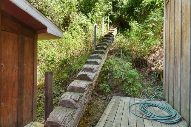 2950 Bear Canyon Road, Los Gatos, CA 95033