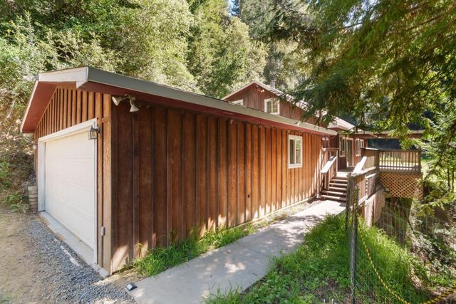 2950 Bear Canyon Road, Los Gatos, CA 95033