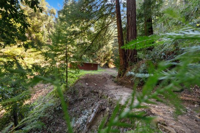 2950 Bear Canyon Road, Los Gatos, CA 95033