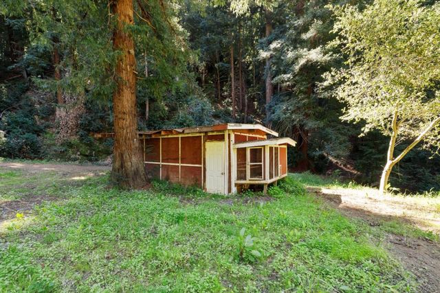 2950 Bear Canyon Road, Los Gatos, CA 95033