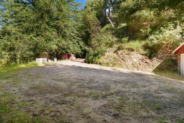 2950 Bear Canyon Road, Los Gatos, CA 95033