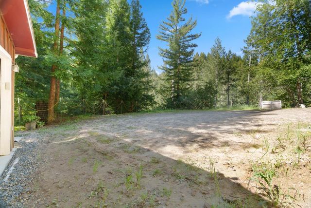 2950 Bear Canyon Road, Los Gatos, CA 95033