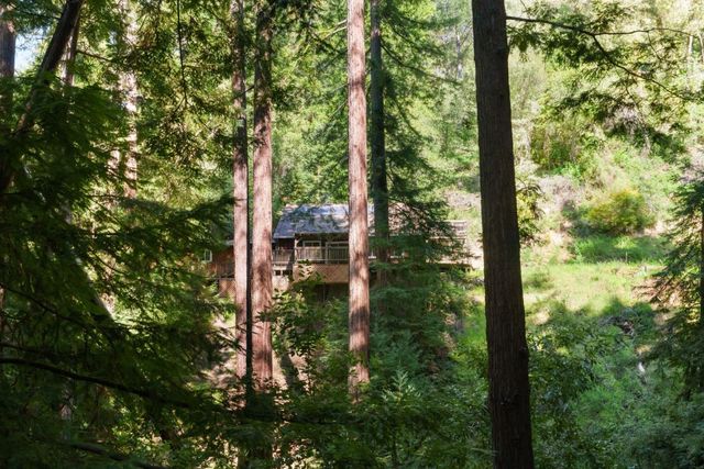 2950 Bear Canyon Road, Los Gatos, CA 95033