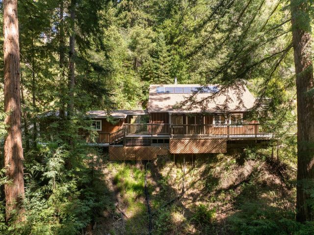 2950 Bear Canyon Road, Los Gatos, CA 95033