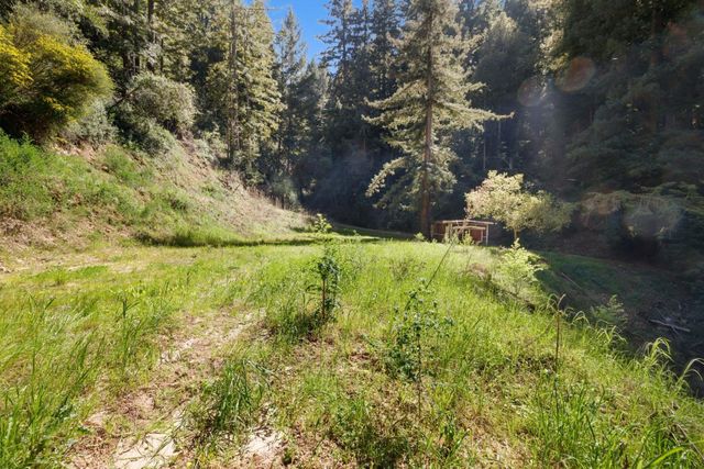 2950 Bear Canyon Road, Los Gatos, CA 95033
