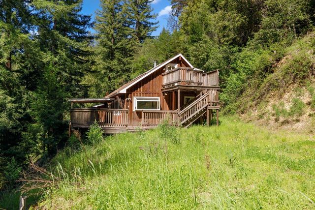 2950 Bear Canyon Road, Los Gatos, CA 95033