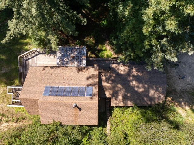 2950 Bear Canyon Road, Los Gatos, CA 95033