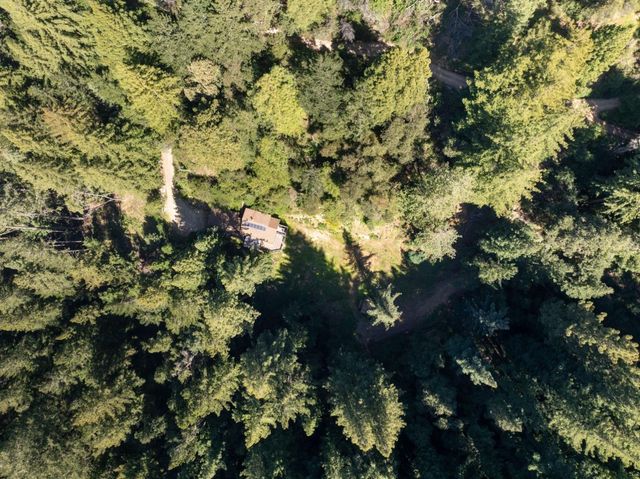2950 Bear Canyon Road, Los Gatos, CA 95033
