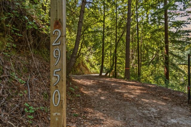 2950 Bear Canyon Road, Los Gatos, CA 95033