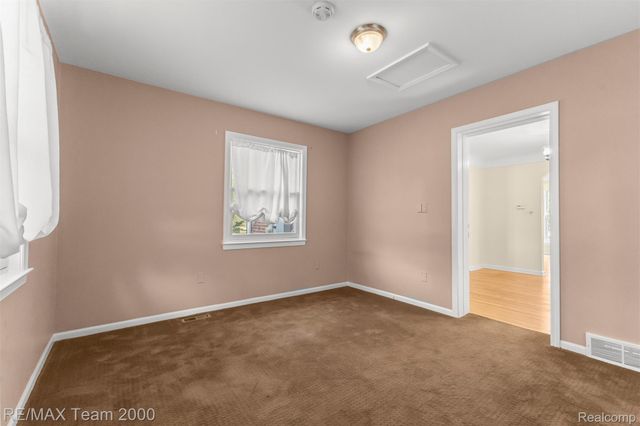 351 Fort Dearborn Street, Dearborn, MI 48124