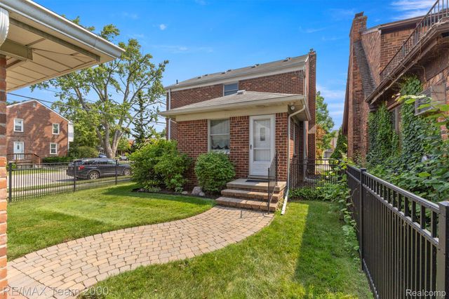 351 Fort Dearborn Street, Dearborn, MI 48124