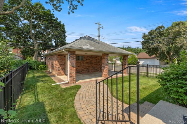 351 Fort Dearborn Street, Dearborn, MI 48124