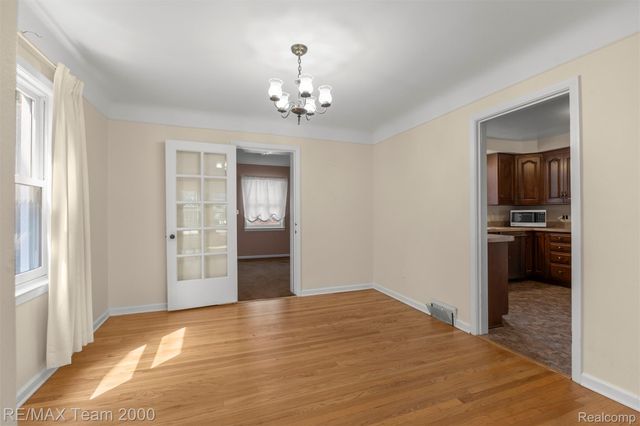 351 Fort Dearborn Street, Dearborn, MI 48124