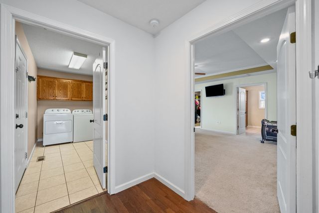 10718 Palmyra Rd, Oak Grove, KY 42262