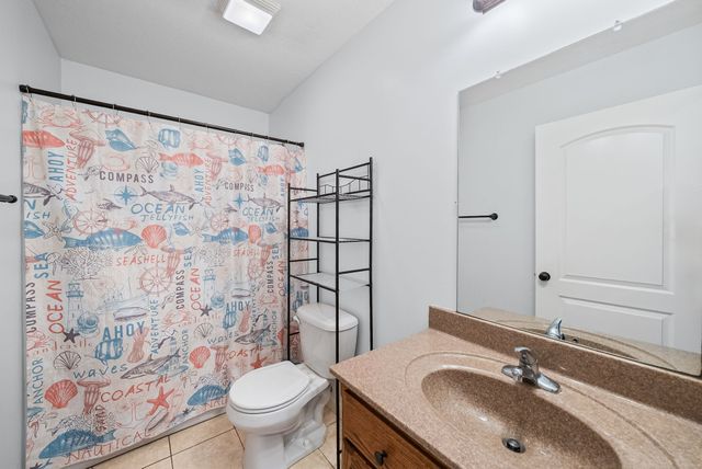 10718 Palmyra Rd, Oak Grove, KY 42262