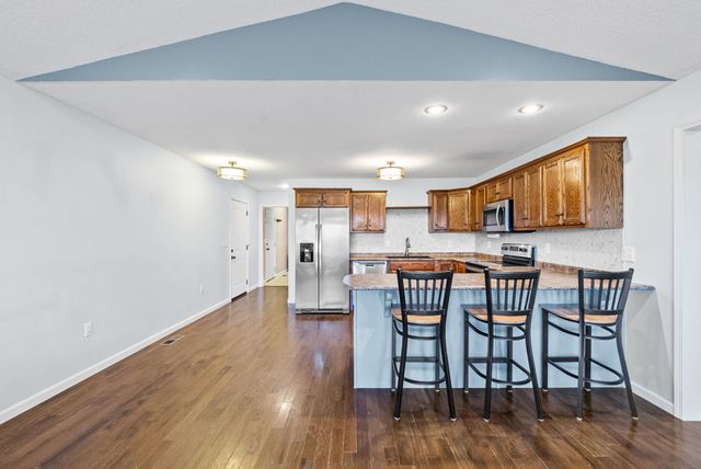 10718 Palmyra Rd, Oak Grove, KY 42262