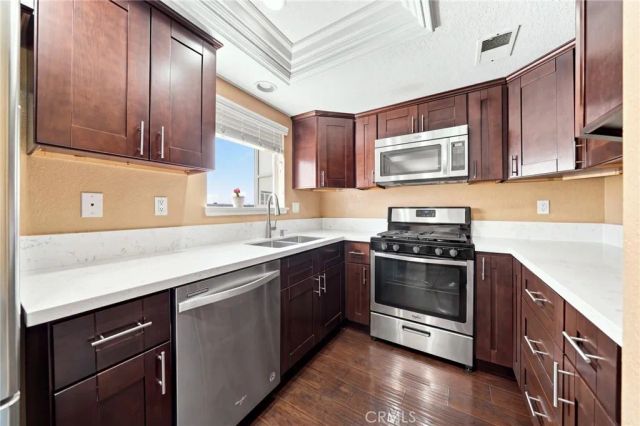 1665 E 68th 21, Long Beach, CA 90805