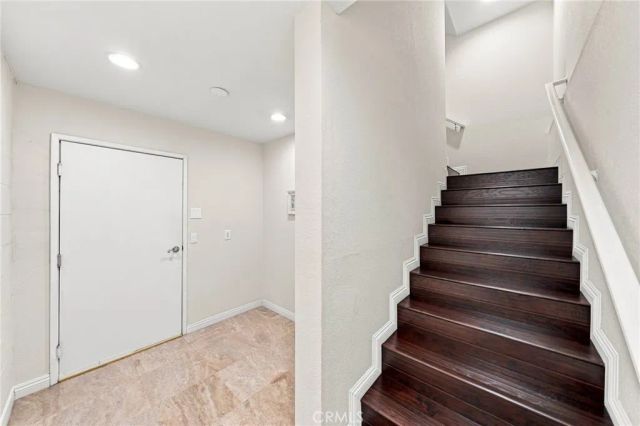 1665 E 68th 21, Long Beach, CA 90805