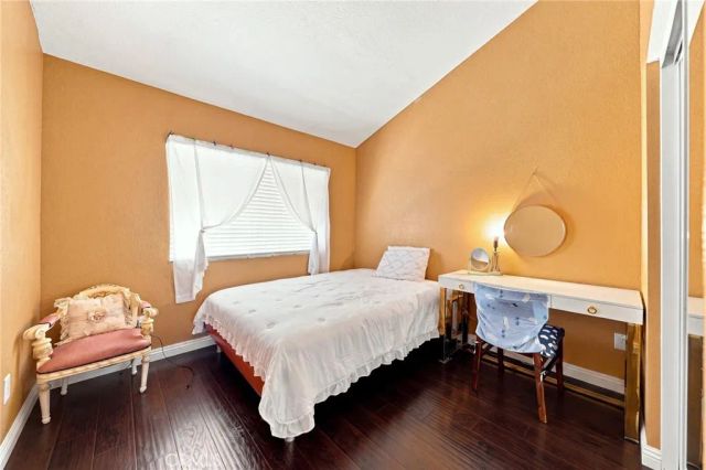 1665 E 68th 21, Long Beach, CA 90805